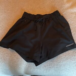 Patagonia Women's Terrebonne Trail shorts